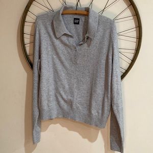 Grey long sleeve polo shirt. In great condition.